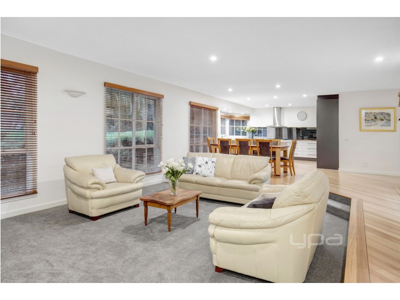 88 Lockhart Drive, Rosebud VIC 3939