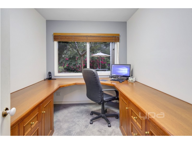 88 Lockhart Drive, Rosebud VIC 3939