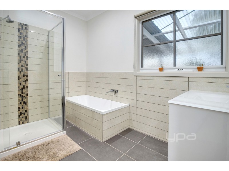 16 Elizabeth Avenue, Dromana VIC 3936