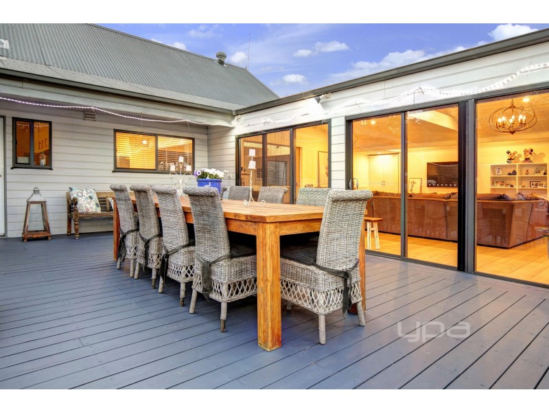 9 Sunshine Grove, Rye VIC 3941