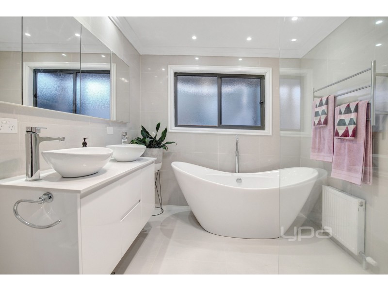 9 Sunshine Grove, Rye VIC 3941