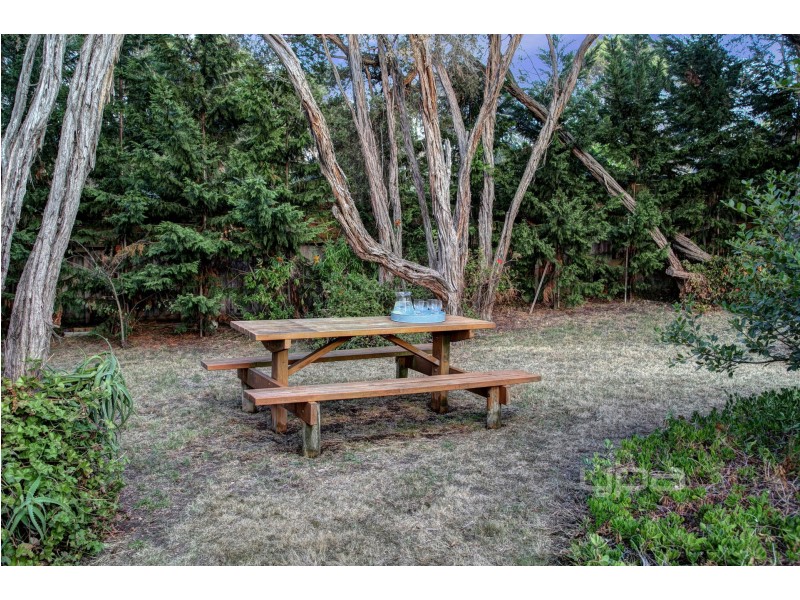 9 Sunshine Grove, Rye VIC 3941