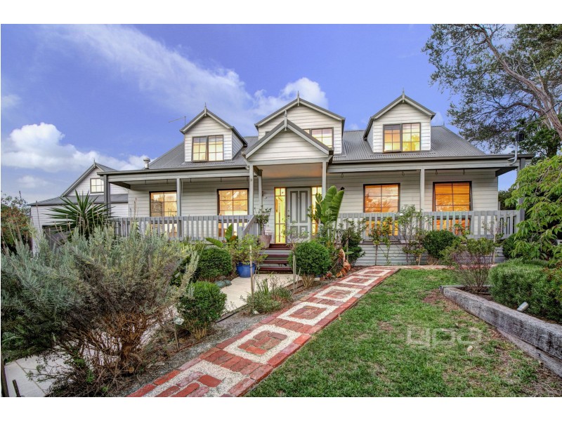 9 Sunshine Grove, Rye VIC 3941