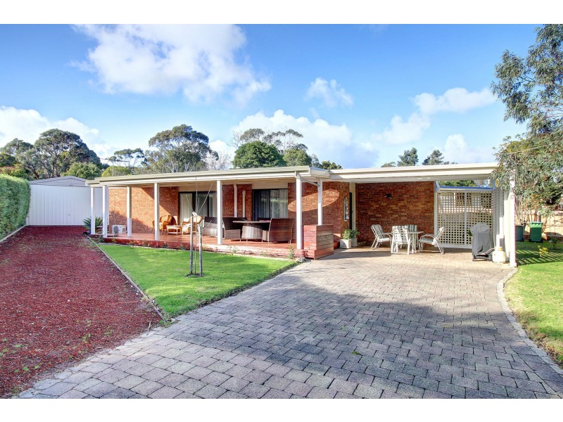 17 Sunhill Avenue, Mccrae VIC 3938