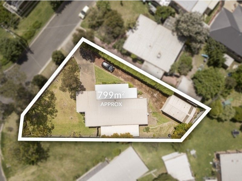 17 Sunhill Avenue, Mccrae VIC 3938
