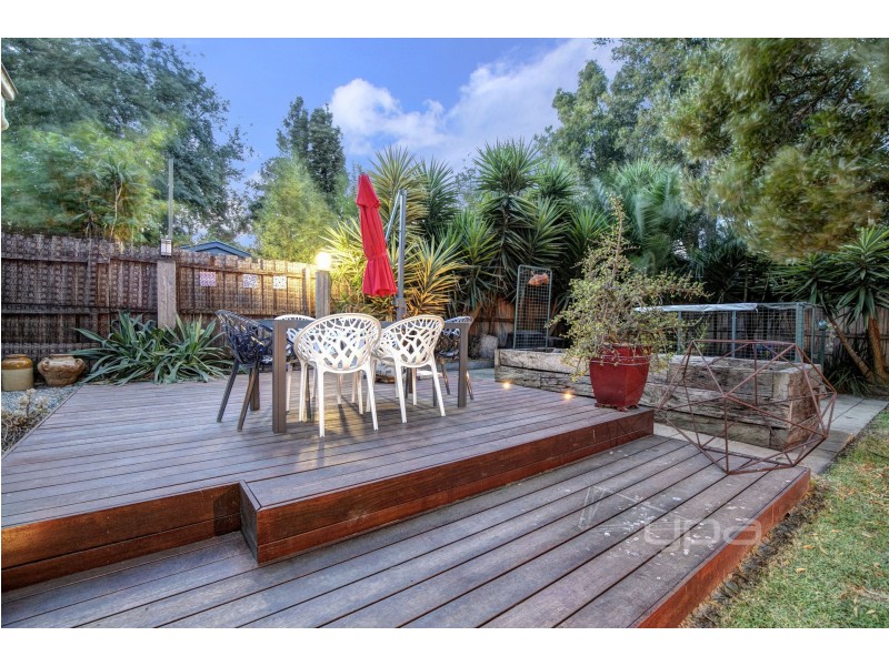 30 Stradbroke Avenue, Frankston South VIC 3199