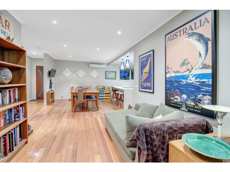 30 Stradbroke Avenue, Frankston South VIC 3199