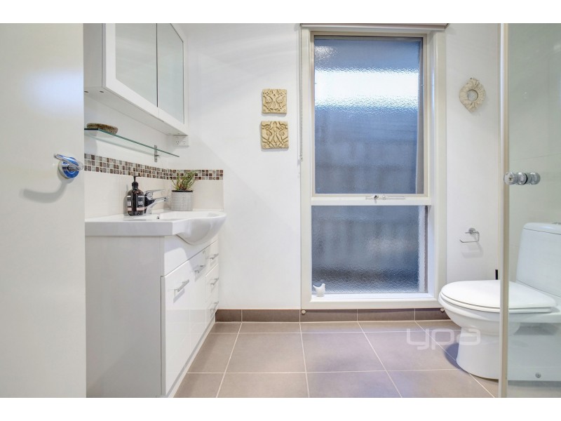 30 Stradbroke Avenue, Frankston South VIC 3199