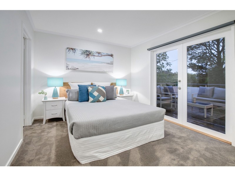 1 Wagstaff Street, Rye VIC 3941