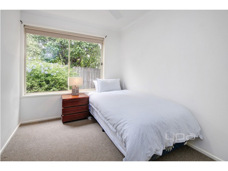 16 Tinapher Drive, Rye VIC 3941