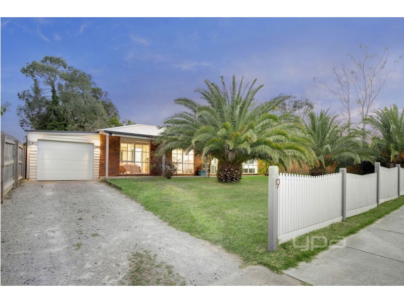 9 Majestic Drive, Somerville VIC 3912