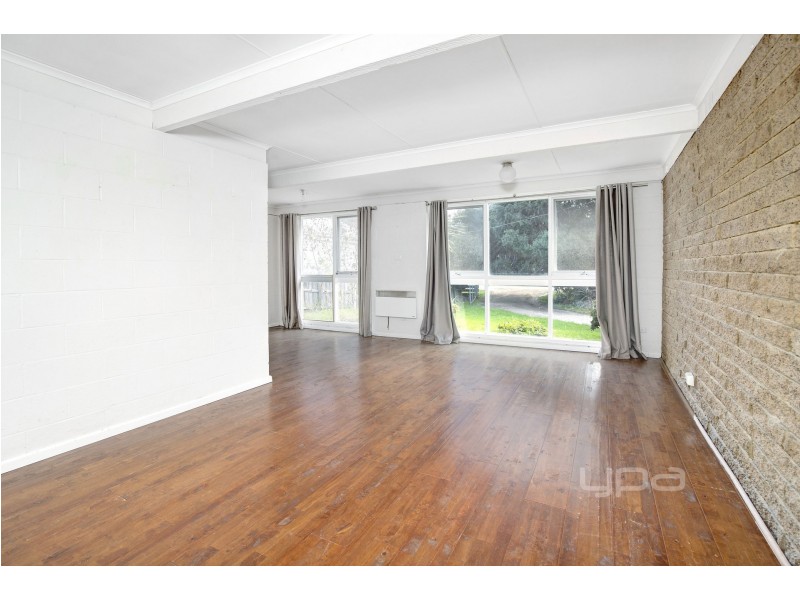 1 Dana Avenue, Blairgowrie VIC 3942