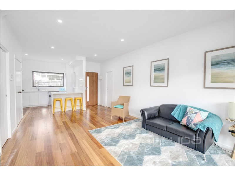 2/72 Williams Street, Dromana VIC 3936