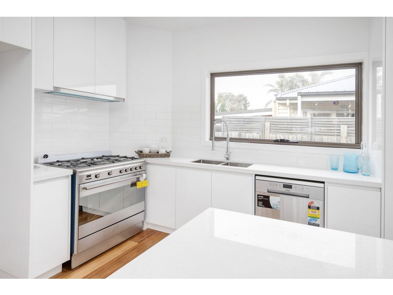 2/72 Williams Street, Dromana VIC 3936