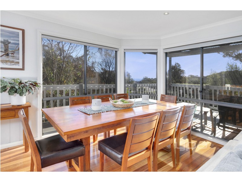 28 Murawa Drive, Rosebud VIC 3939