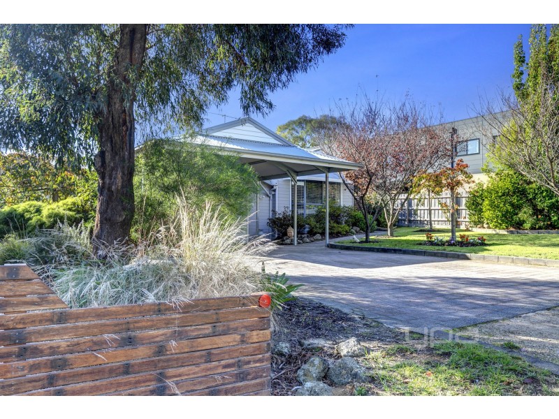 28 Murawa Drive, Rosebud VIC 3939