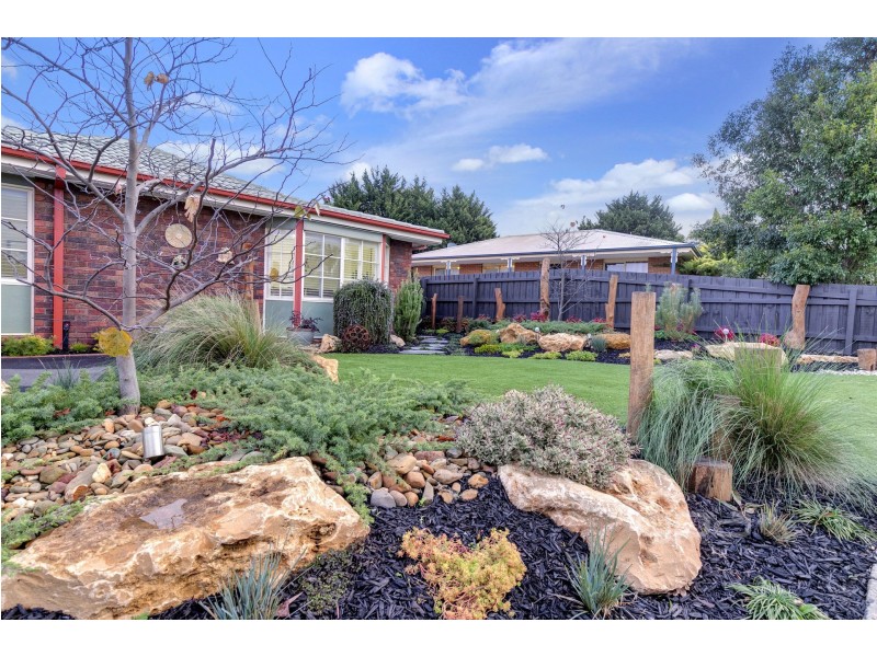 15 Majestic Drive, Somerville VIC 3912