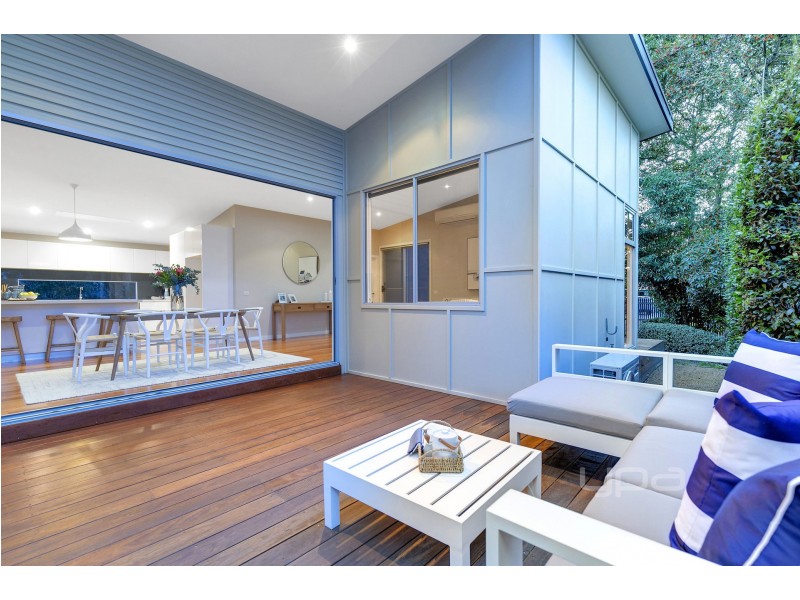 1/57 Armstrong Road, Mccrae VIC 3938