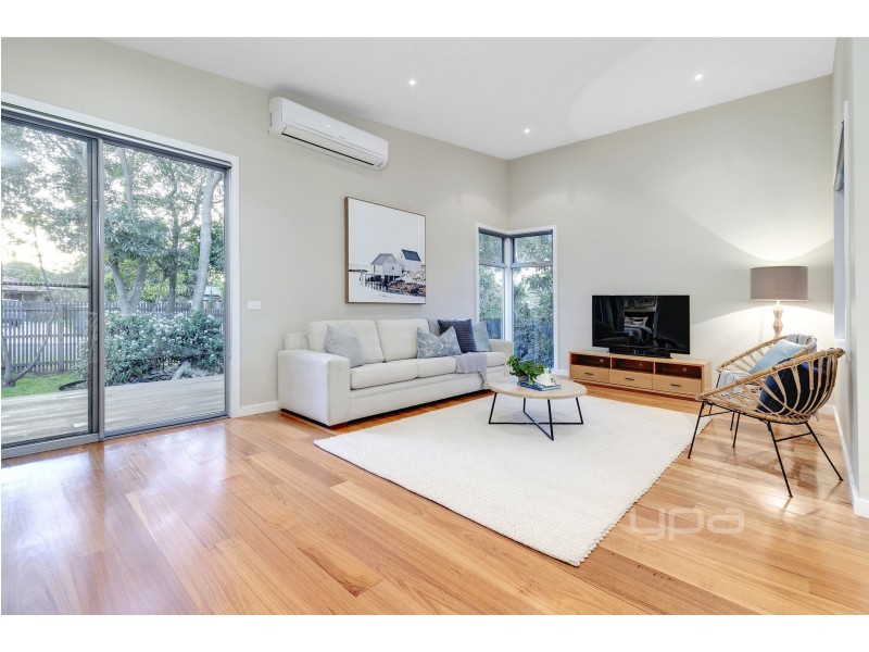 1/57 Armstrong Road, Mccrae VIC 3938