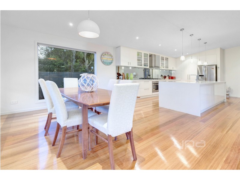 28 Niblick Street, Rye VIC 3941