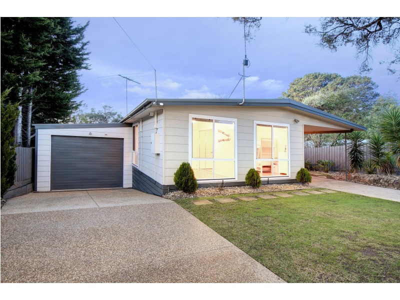 28 Niblick Street, Rye VIC 3941