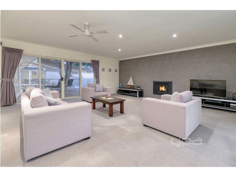 44 Raymond Street, Tootgarook VIC 3941