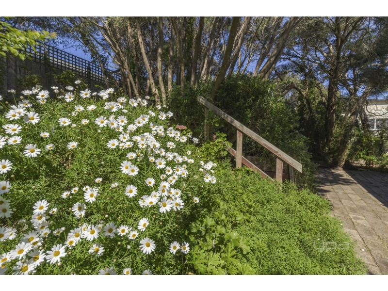 11 Gawalla Street, Rye VIC 3941