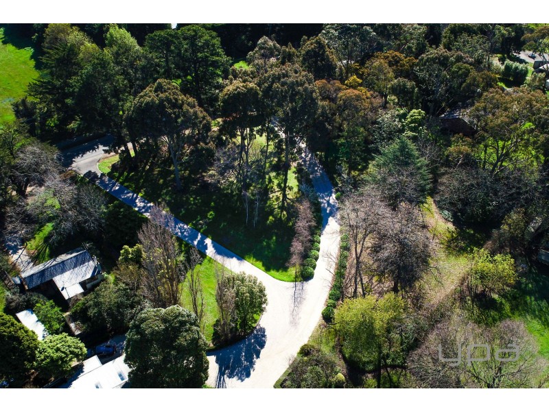 123 Jones Road, Somerville VIC 3912