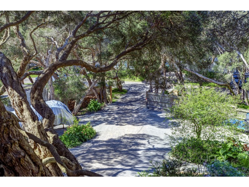 4 Yera Crescent, Rye VIC 3941