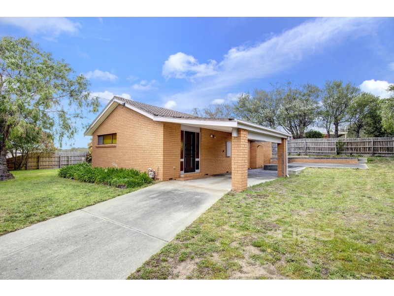 33 Wargundy Avenue, Rye VIC 3941