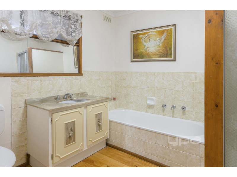 33 Wargundy Avenue, Rye VIC 3941