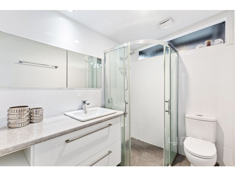 4 Dover Court, Dromana VIC 3936