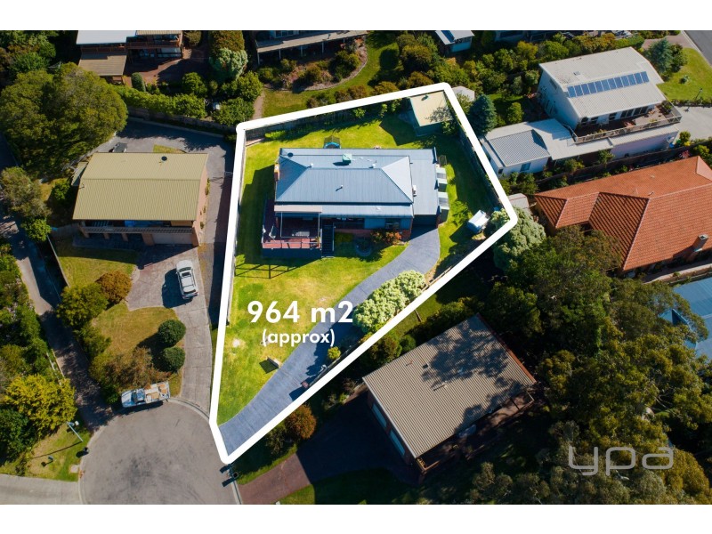 4 Dover Court, Dromana VIC 3936
