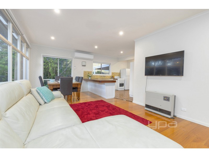 13 Neville Drive, Rye VIC 3941
