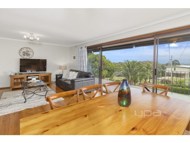 11 Hillman Avenue, Mccrae VIC 3938