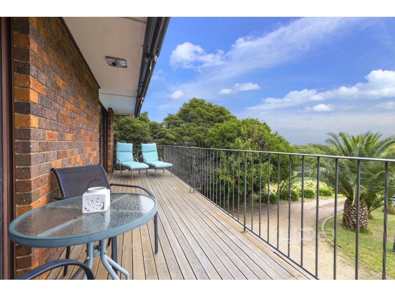 11 Hillman Avenue, Mccrae VIC 3938