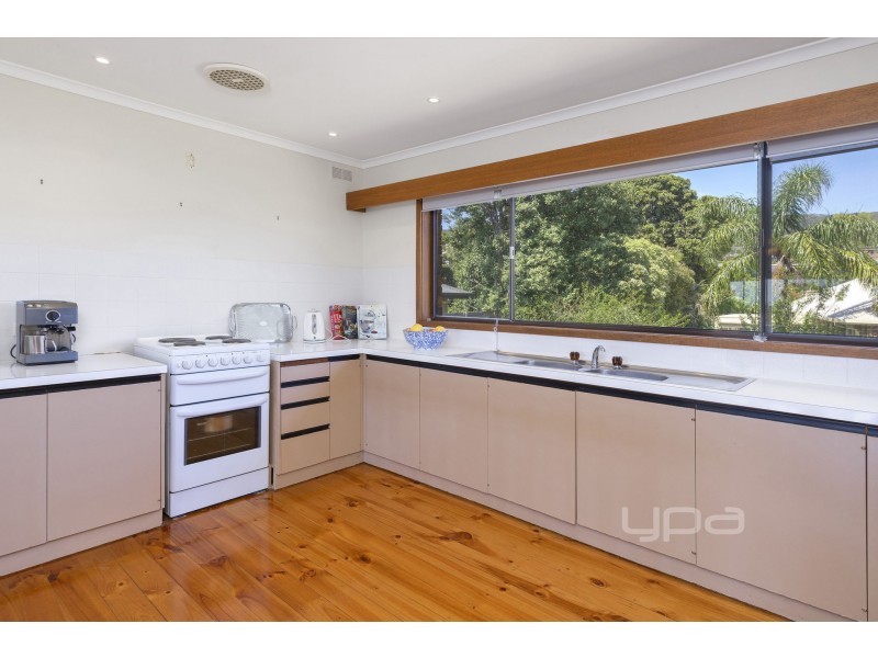 11 Hillman Avenue, Mccrae VIC 3938