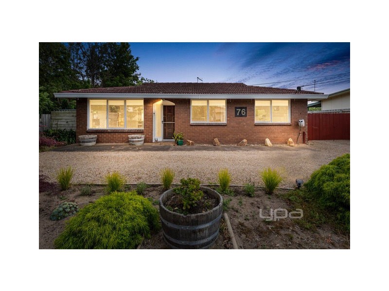 76 Guest Street, Tootgarook VIC 3941