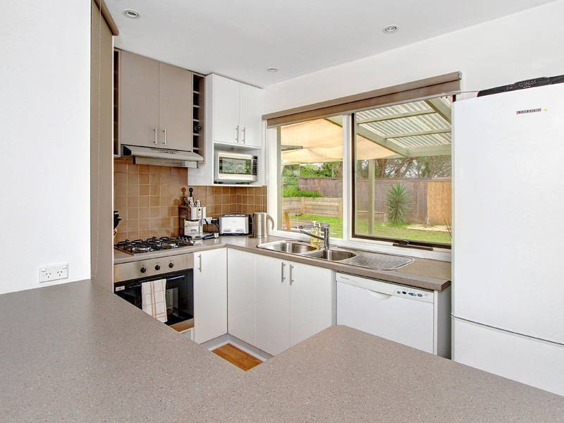 84 Valley Drive, Rye VIC 3941