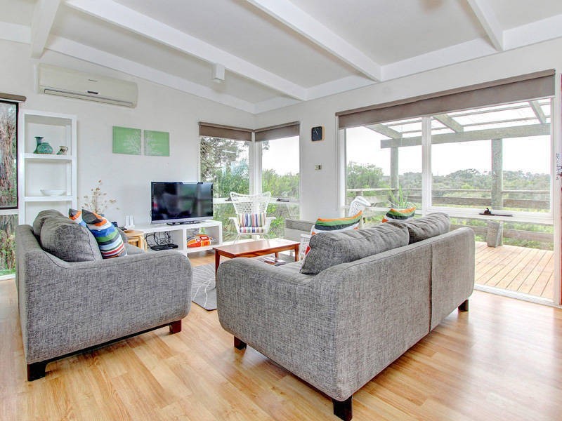 84 Valley Drive, Rye VIC 3941