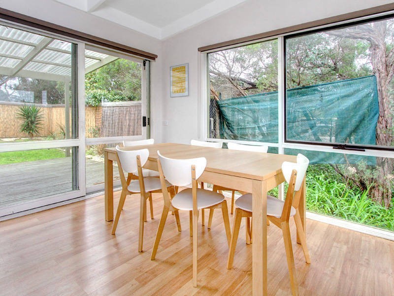 84 Valley Drive, Rye VIC 3941