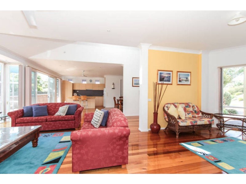 10 Loch Fyne Court, Sorrento VIC 3943