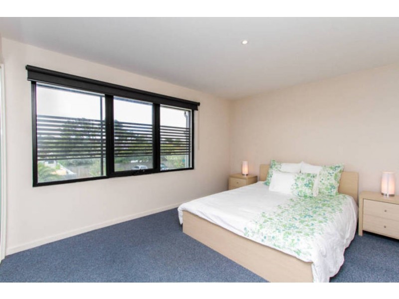 4 2255 Point Nepean Road, Rye VIC 3941