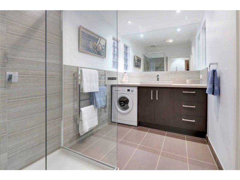 1 Wyena Street, Rye VIC 3941