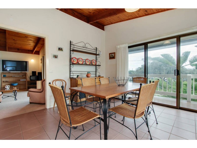 226 Dromana Parade, Safety Beach VIC 3936