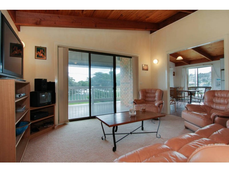 226 Dromana Parade, Safety Beach VIC 3936