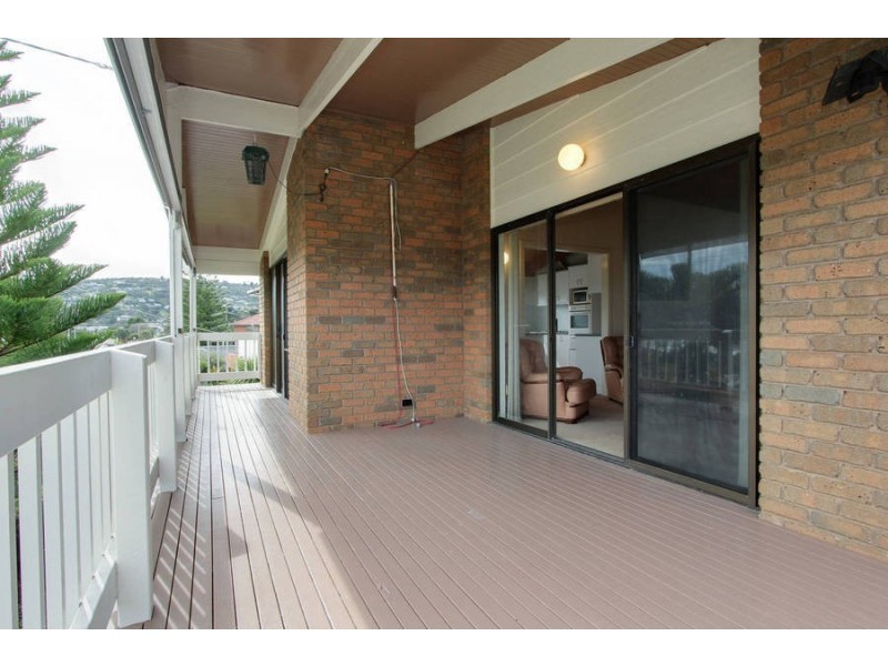226 Dromana Parade, Safety Beach VIC 3936