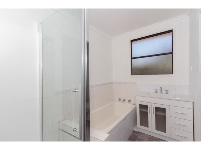 89 Robertson Drive, Mornington VIC 3931