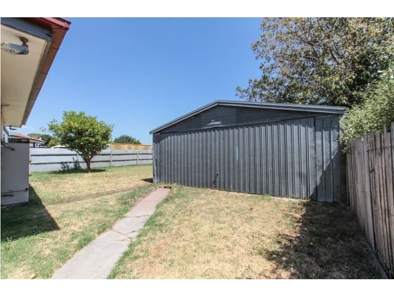 89 Robertson Drive, Mornington VIC 3931