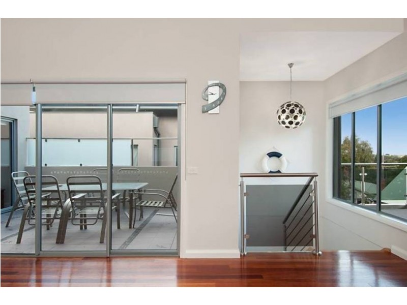 4/45 The Avenue, Mccrae VIC 3938